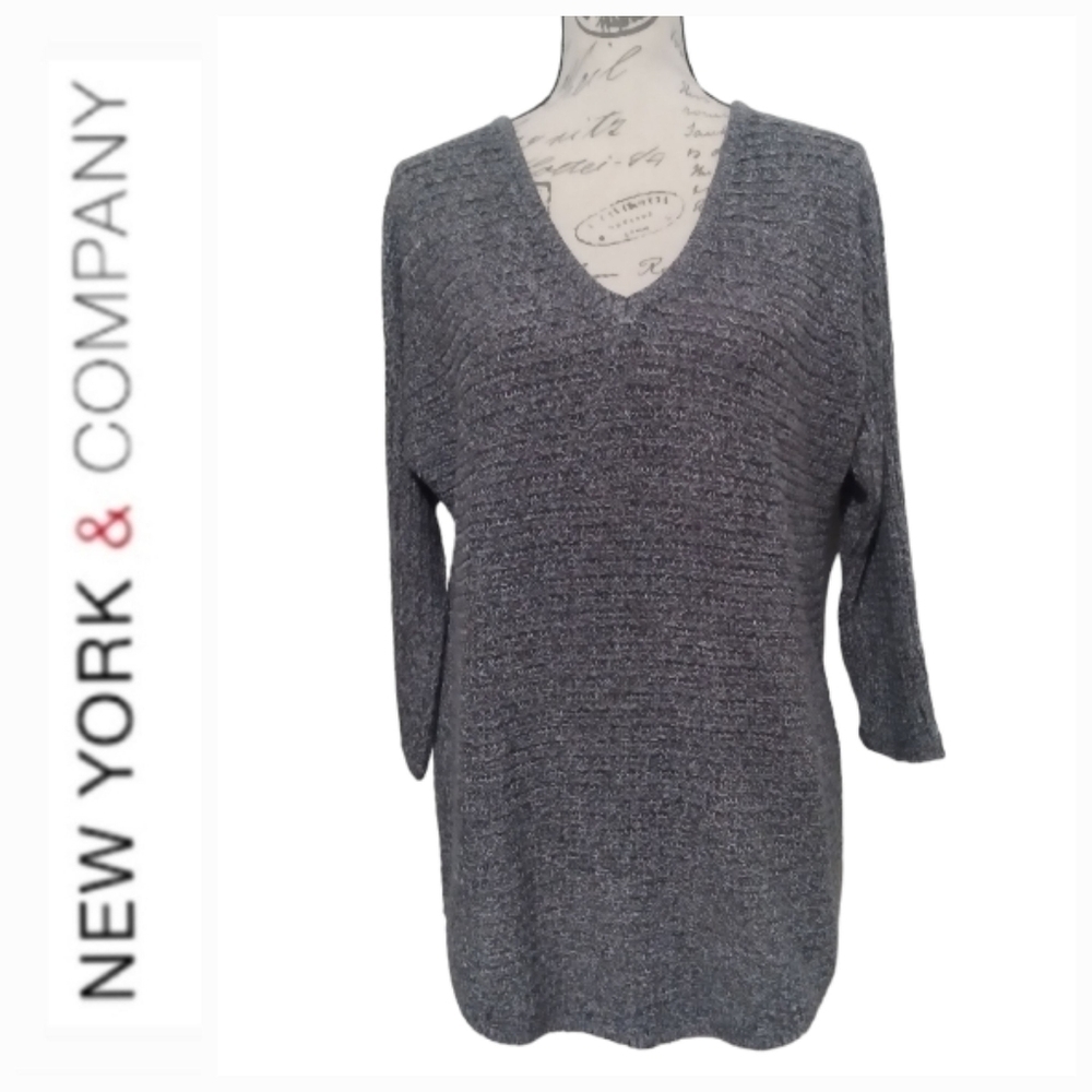 EUC New York & Co | Black/Grey Knit 3/4 Sleeve V Neck Tunic Sweater